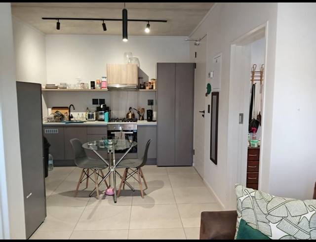 2 BEDROOM APARTMENT FOR SALE IN WAVERLEY